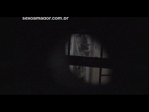 ❤️ Blondie dirakam video secara rahsia oleh intip kawasan kejiranan yang tersembunyi di sebalik batu bata kosong ️ Video seks pada ms.porngipfy.ru ❌
